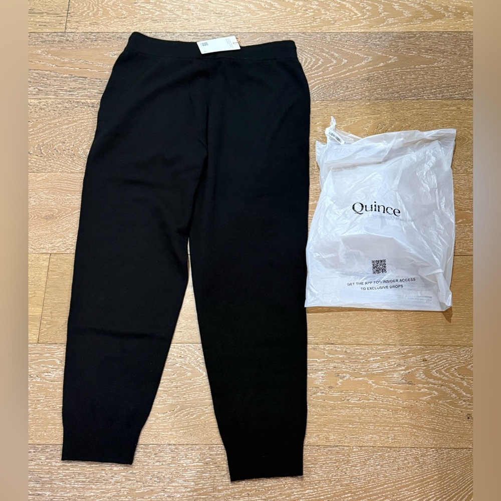 NWT Quince CASHMERE Black Jogger Pants - Picture 3 of 9
